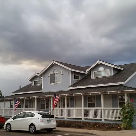 Canyon Country Inn