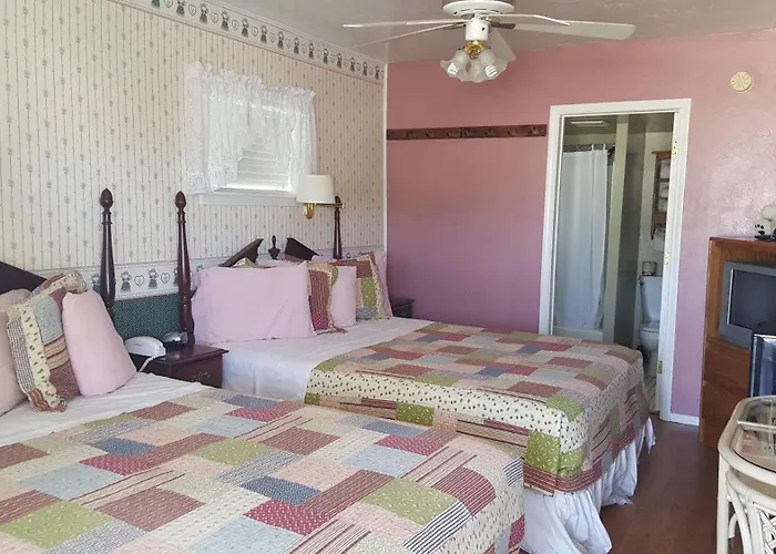Hotel Canyon Country 2*